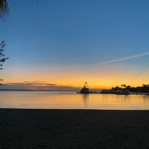 Meet your Posher, Cam